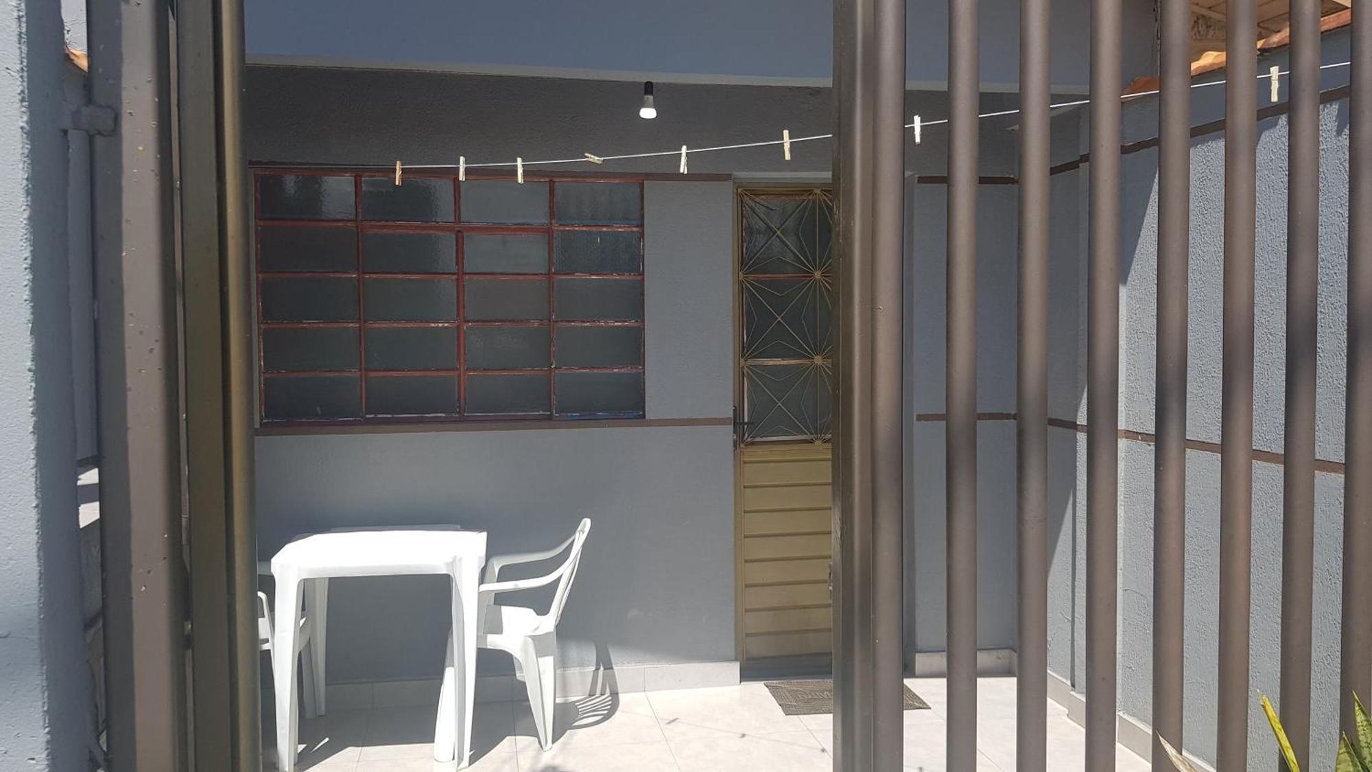 Casa No Centro De Foz! Ar-Condicionado, Smart Tv, Wi-Fi, Cozinha, Ventilador E 4 Camas Apartment Foz do Iguaçu Exterior foto