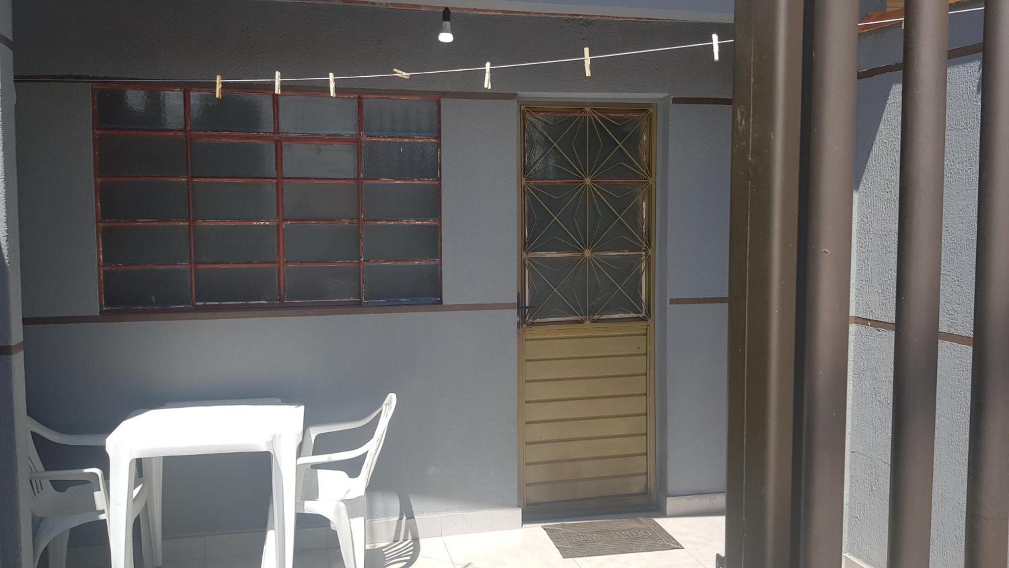 Casa No Centro De Foz! Ar-Condicionado, Smart Tv, Wi-Fi, Cozinha, Ventilador E 4 Camas Apartment Foz do Iguaçu Exterior foto